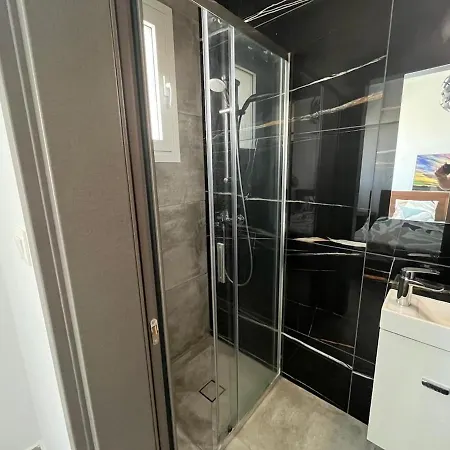 One Bedroom Penthouse Flat Lejlighed