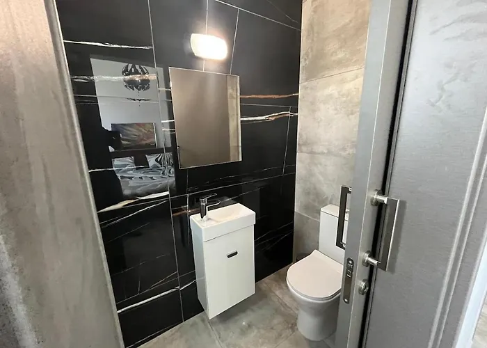 アパート One Bedroom Penthouse Flat